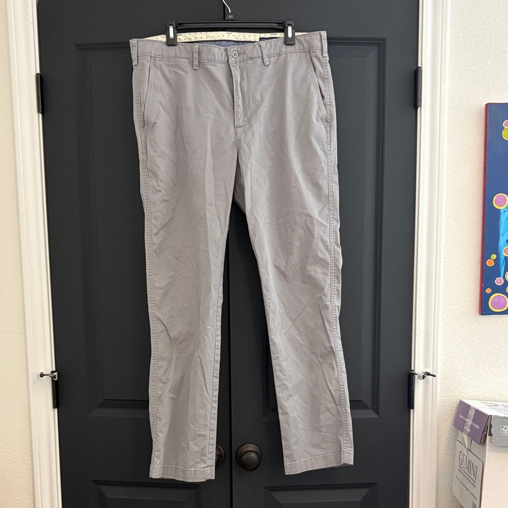 Daniel Cremieux Light Gray Chinos